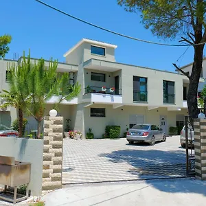 Vila Celaj Albanien
