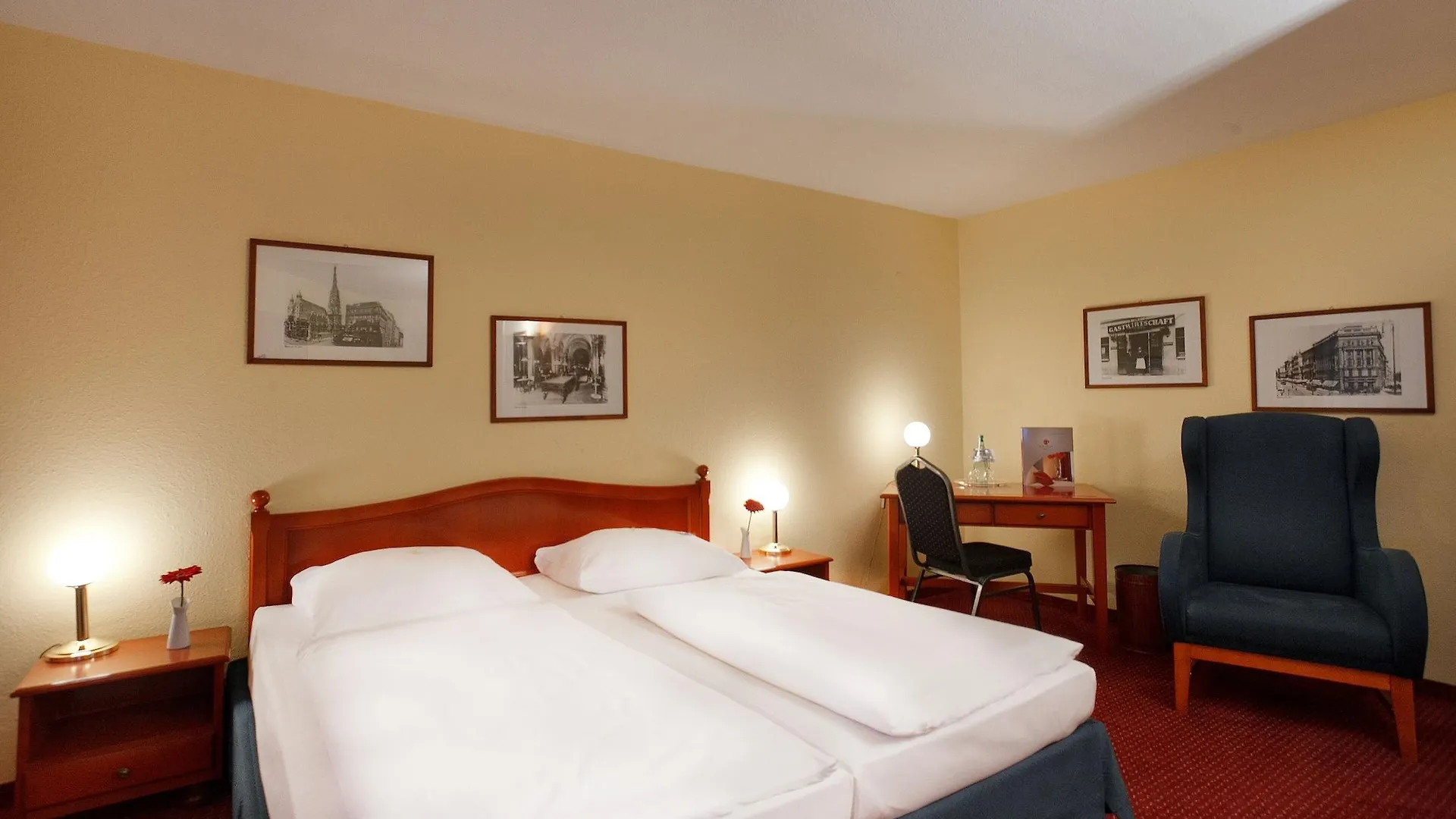 Invite Hotel An Der Kaiserburg Nuremberg 3*,